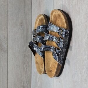 Naot Women 3 Strps Leather Sandals shoes sz 37/6